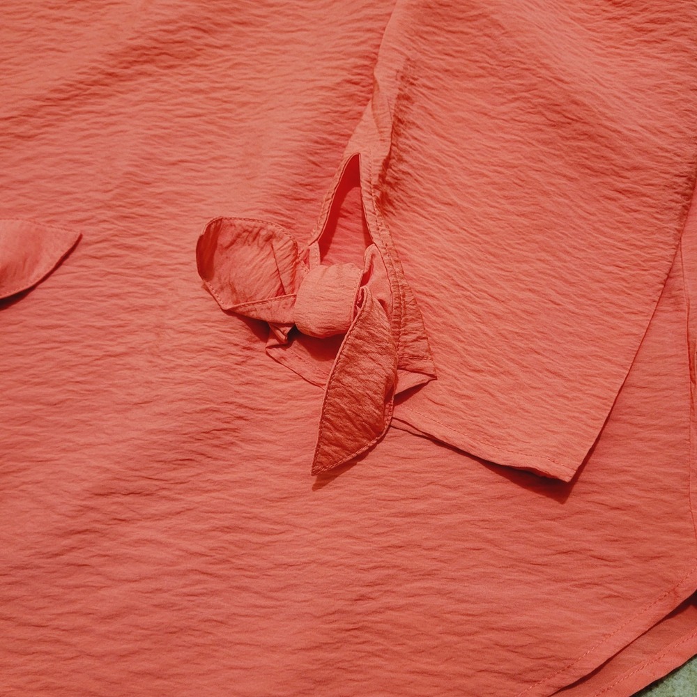 Michael Kors‎ Women's Coral Blouse Size M Tie Sleeve 3/4 Sleeve Lightweight Top - Picture 4 of 7
